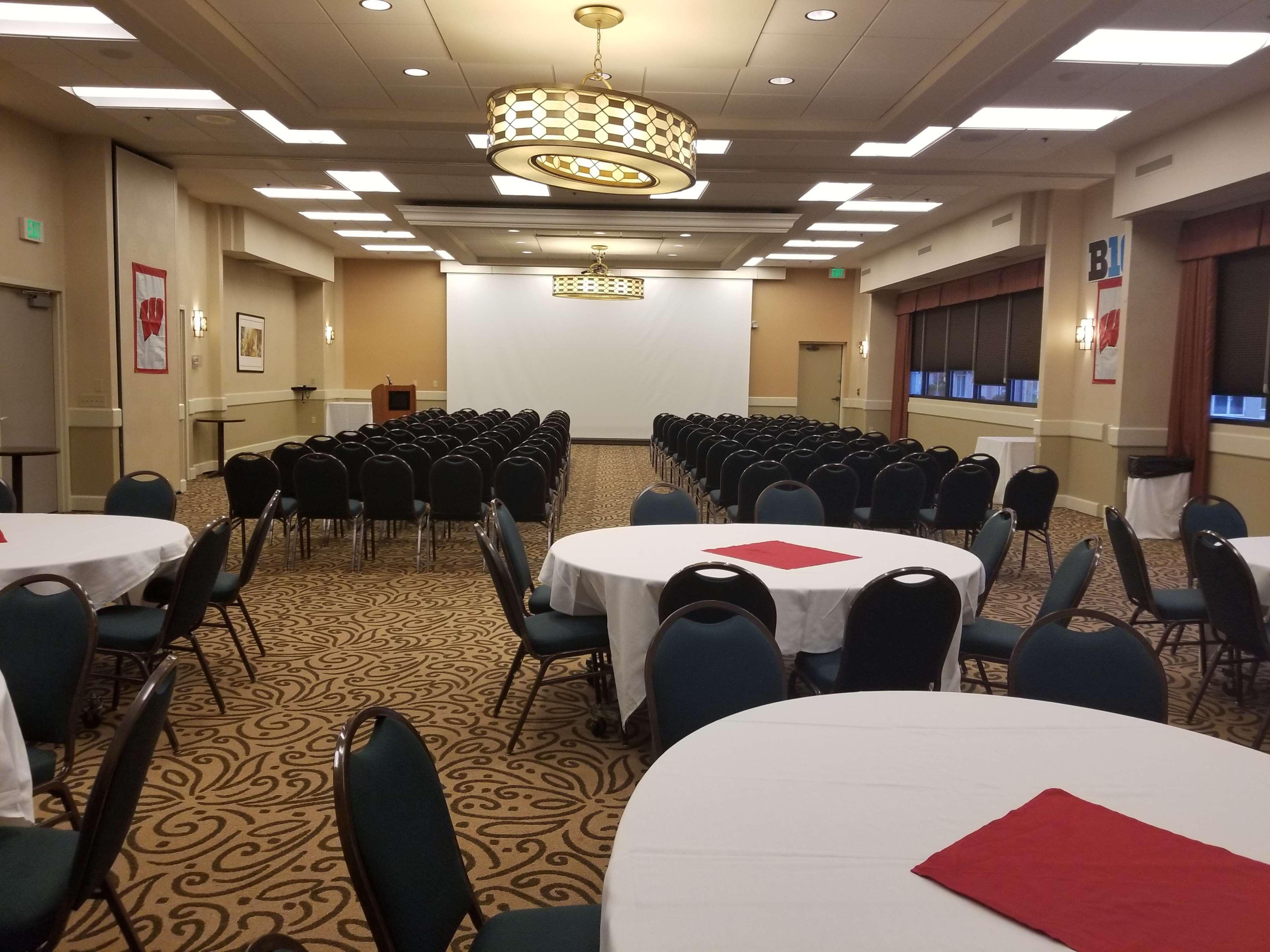 Western Inntowner Hotel 3*