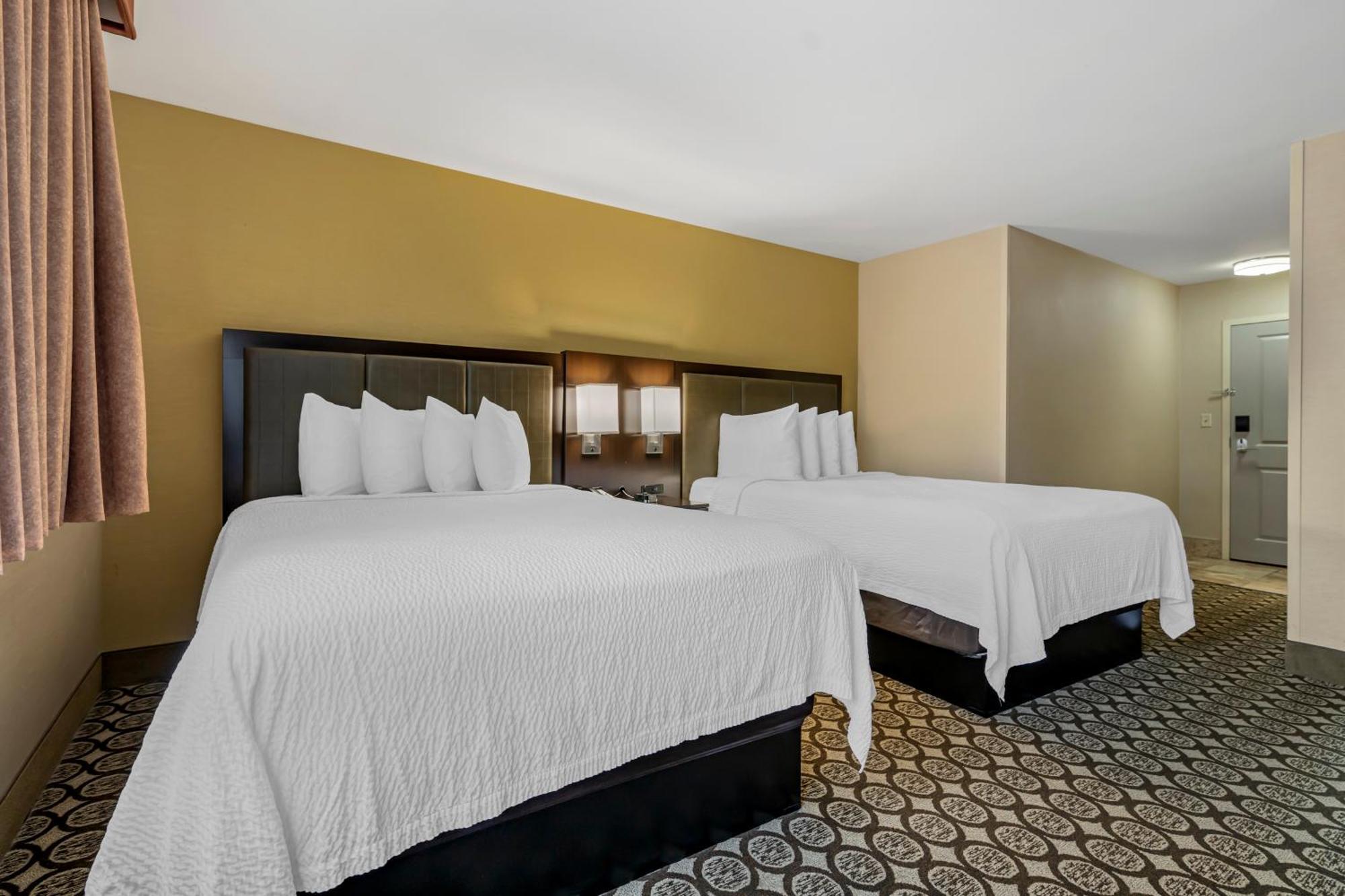 Western Inntowner Hotel